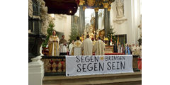 Aussendung der Sternsinger im Hohen Dom zu Fulda (Foto: Karl-Franz Thiede)